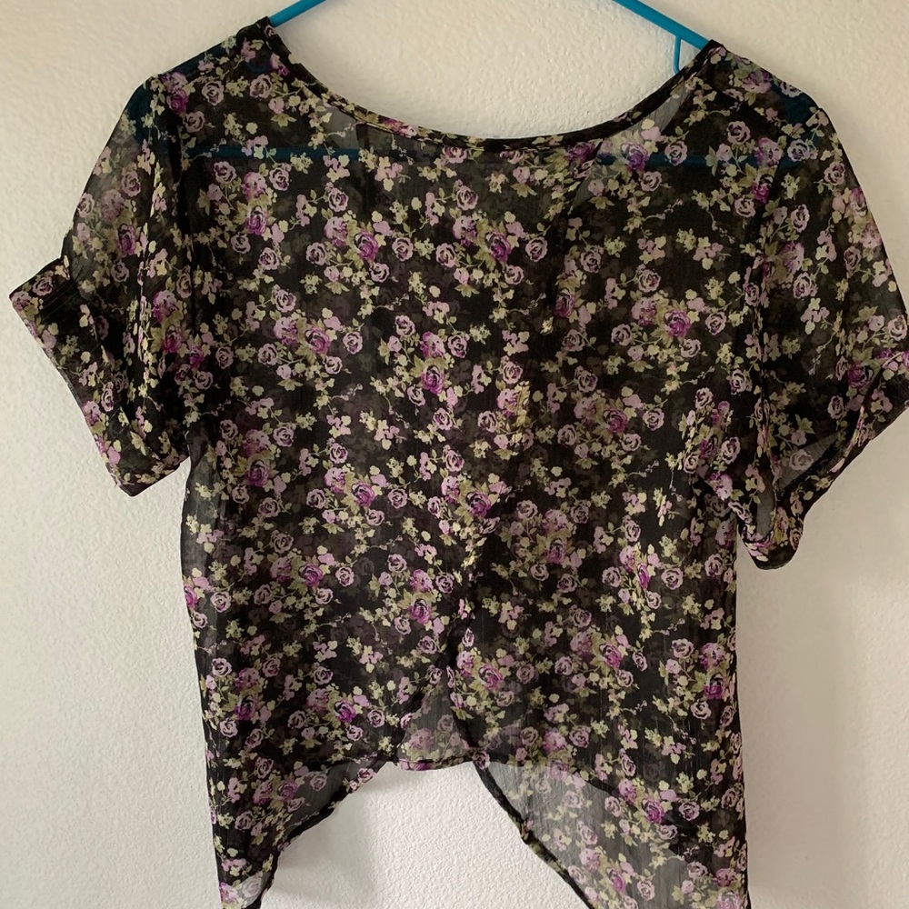 Flower blouse - Picture 3 of 3